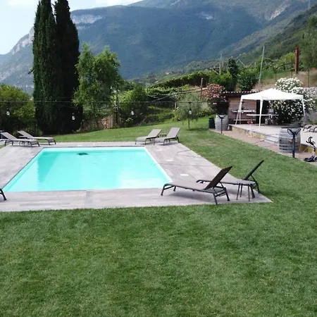 Az. Agr. Tenuta La Casetta * Mama di Sopra